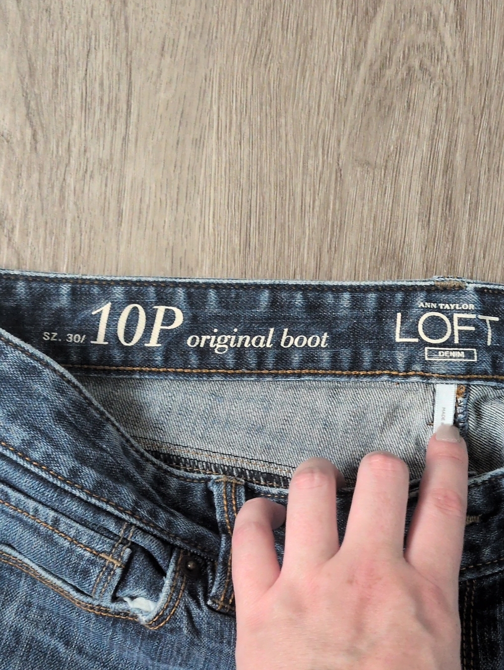 Loft Bootcut Jeans - Picture 2 of 3